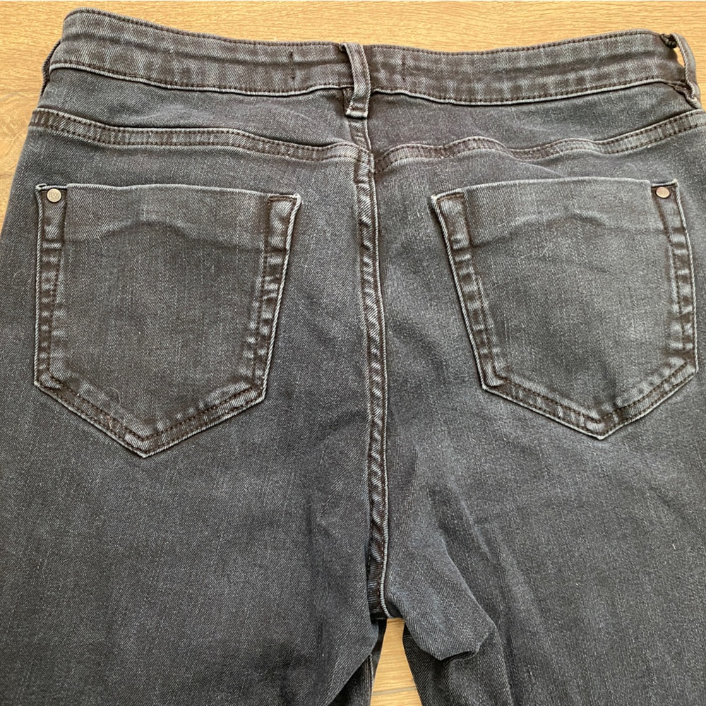 RW & Co. black/blue high rise skinny jeans. - Picture 3 of 9